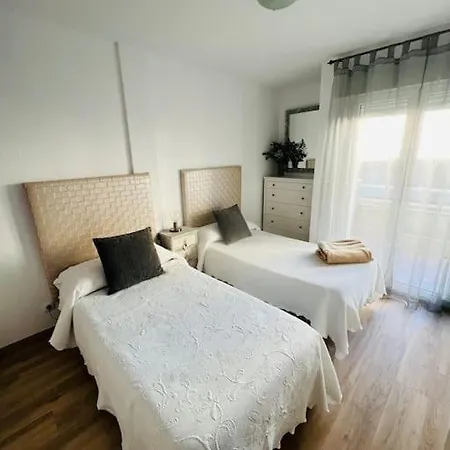 Acogedora Casa Recien Reformada Con Jardin Y Wifi