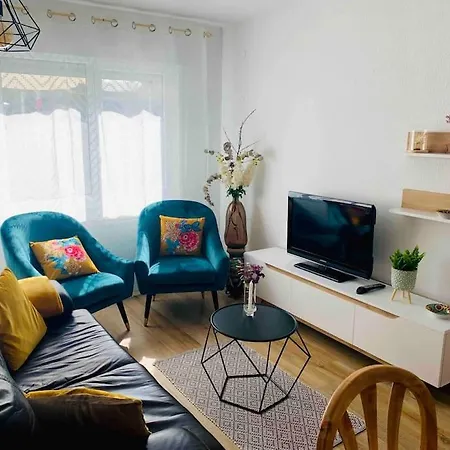 Nyaraló Acogedora Casa Recien Reformada Con Jardin Y Wifi *