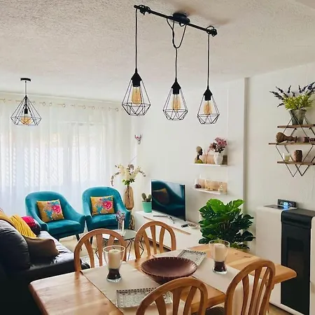Acogedora Casa Recien Reformada Con Jardin Y Wifi