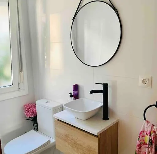 Holiday home Acogedora Casa Recien Reformada Con Jardin Y Wifi