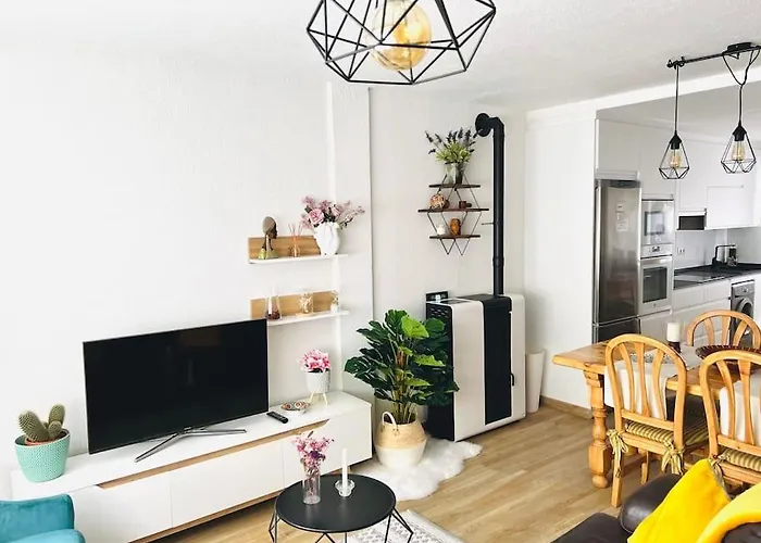 Holiday home Acogedora Casa Recien Reformada Con Jardin Y Wifi Laredo