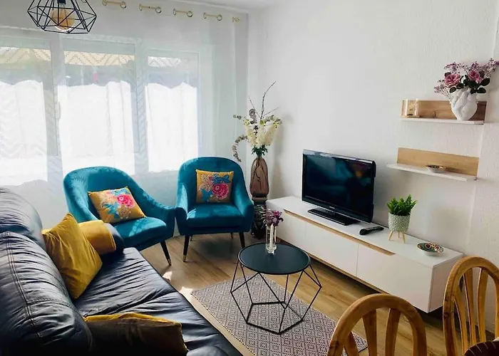 Holiday home Acogedora Casa Recien Reformada Con Jardin Y Wifi *